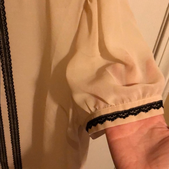 Blouse - Picture 4 of 4